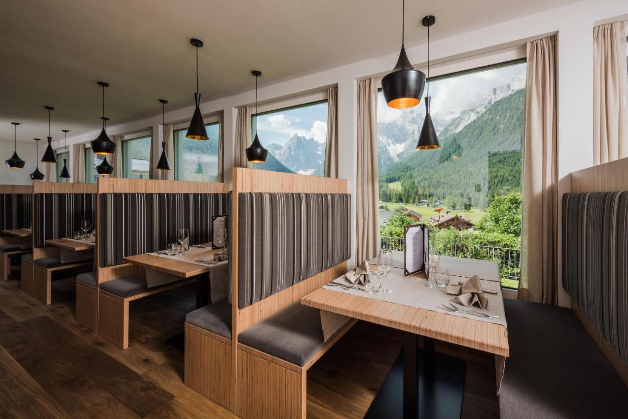 Hotel Royal Und Ferienhaus Annabel Sexten ภายนอก รูปภาพ